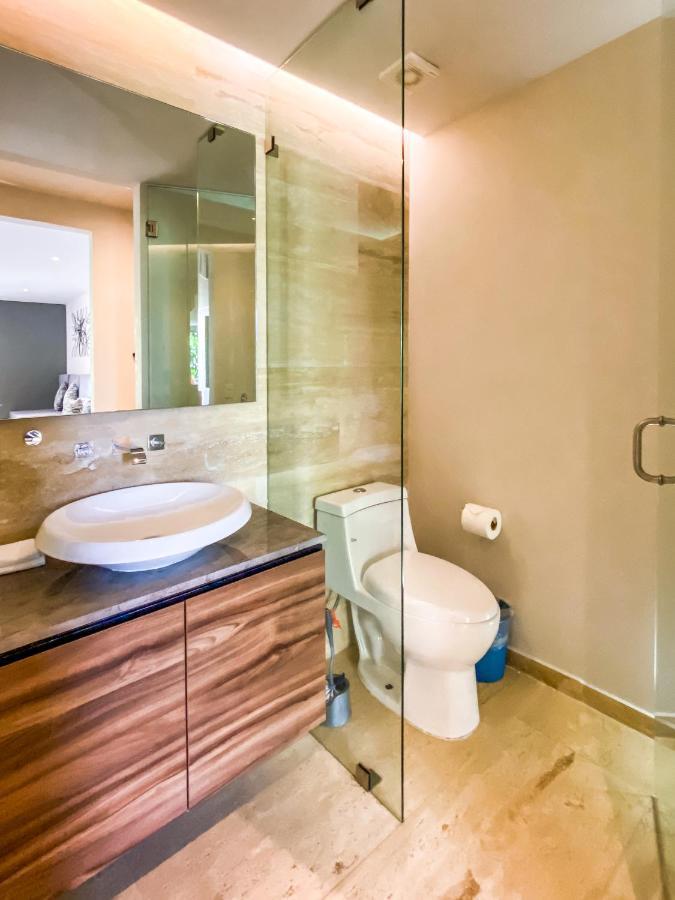 Big Studio At Kaab By The Beach With Roof Top Pool, Sauna And Jacuzzi Near Paseo Del Carmen Mall Playa del Carmen Exterior foto